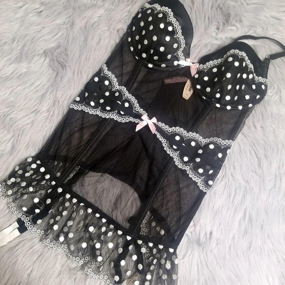 VS corset